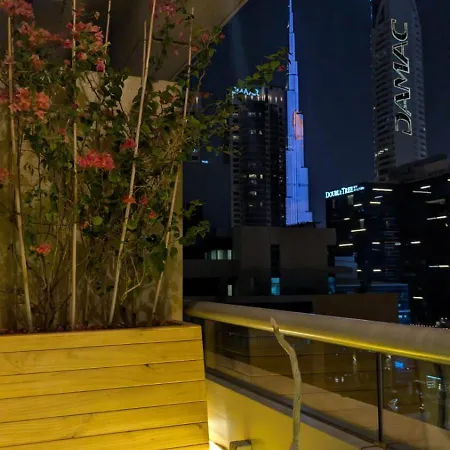 Feral Homes Studio With Burj Khalifa View Дубай Екстер'єр фото